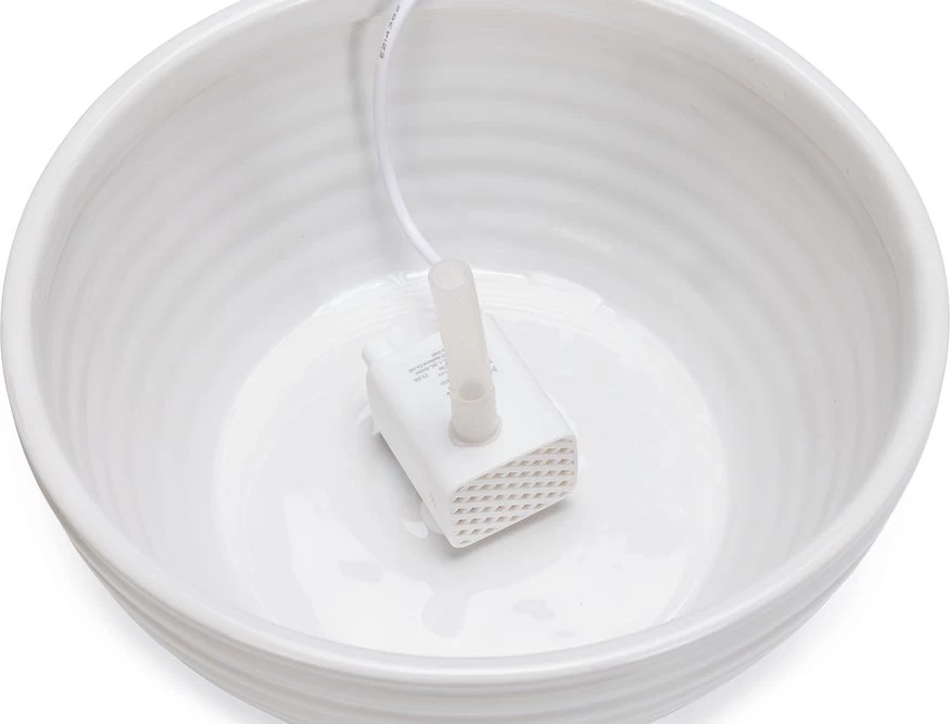 Beeztees Drinkfontein Jaap Wit D 21 H 9 Cm 4 Beeztees Drinkfontein Jaap Wit D 21 H 9 Cm - Afbeelding 2